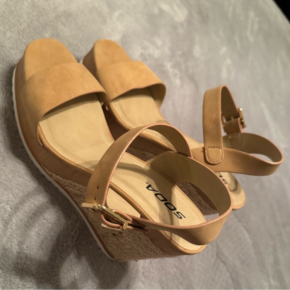 Soda Espadrille Wedge Sandal - Picture 4 of 7